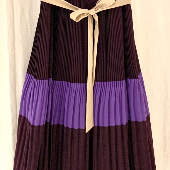 The Limited Purple pleated dress - Picture 3 of 5